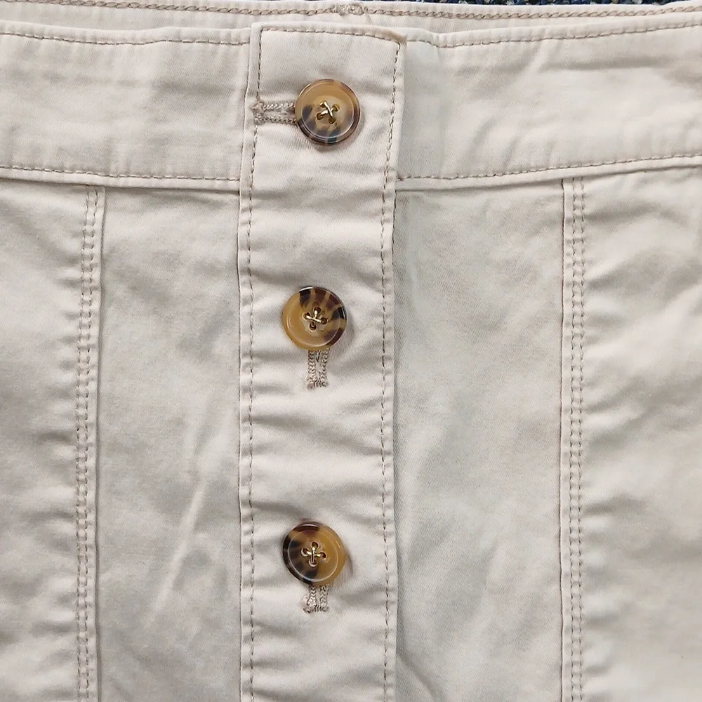 Nwot White House Black Market Tan Button Frojt Skirt Size 2 - Picture 3 of 8